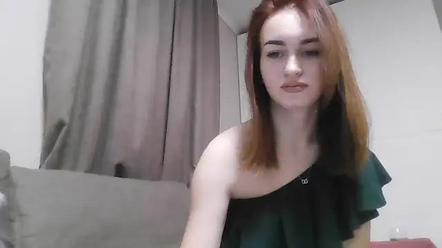 Snapshot of Requellia chatting on November 2, 2025, 6:57 pm Requellia online show from November 2, 2025, 6:57 pm