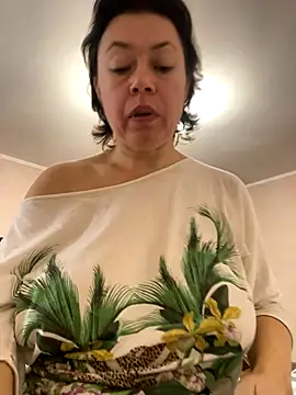 Kiravix online show from December 19, 2025, 8:38 am