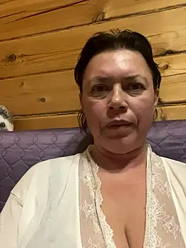 Snapshot of Kiravix chatting on March 11, 2026, 7:30 pm Kiravix online show from March 11, 2026, 7:30 pm