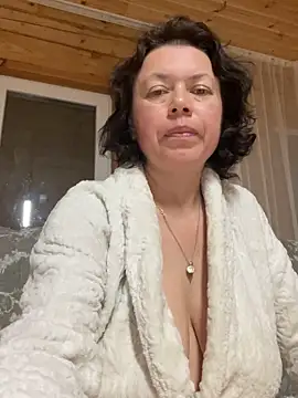 Snapshot of Kiravix chatting on March 29, 2026, 8:54 pm Kiravix online show from March 29, 2026, 8:54 pm