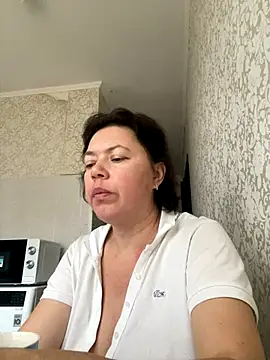 Kiravix online show from October 21, 2025, 6:24 am