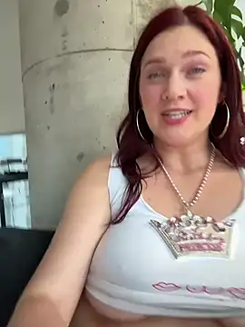zarialove online show from July 8, 2026, 10:32 pm