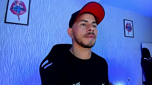 dylan jacobx online show from November 24, 2025, 3:50 am