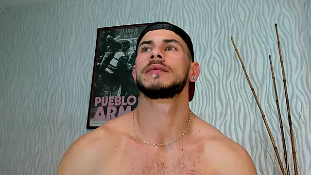 Snapshot of dylan_jacobx chatting on March 3, 2026, 3:35 am dylan jacobx online show from March 3, 2026, 3:35 am