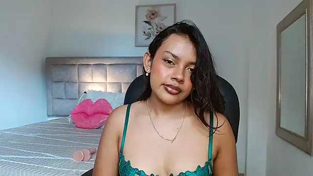 Mariannexoxx online show from December 22, 2025, 6:08 pm