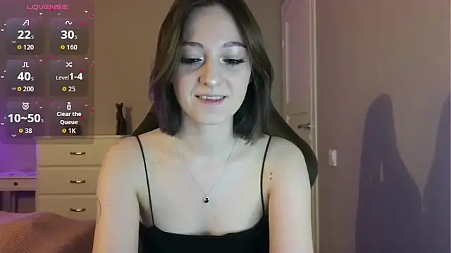 Snapshot of white_liillyy chatting on May 17, 2026, 9:15 pm white liillyy online show from May 17, 2026, 9:15 pm