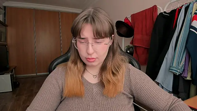 just fucked777 online show from May 28, 2026, 5:48 am