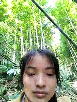 Snapshot of tdtd98 chatting on January 17, 2026, 7:56 am tdtd98 online show from January 17, 2026, 7:56 am