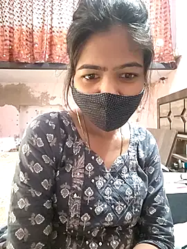 Paakhi-Singh online show from November 25, 2025, 4:13 am