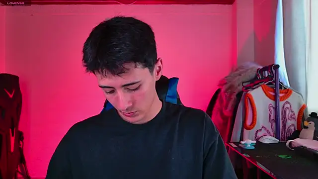 Jeremias miller online show from December 19, 2025, 10:12 pm