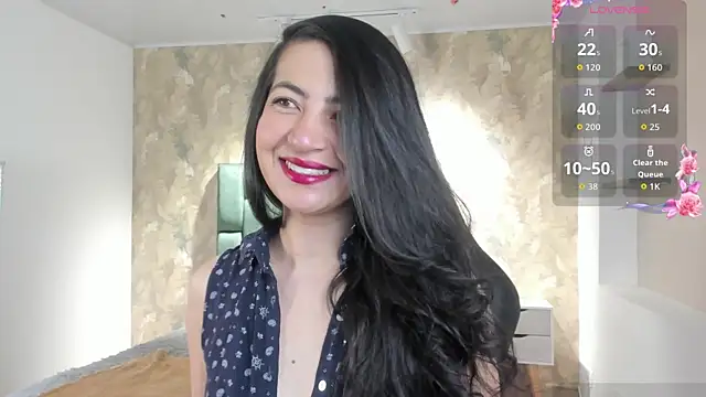 Saya Amaretto1 online show from November 5, 2025, 9:07 pm