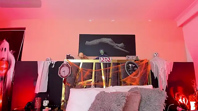 ScarletTorres online show from October 27, 2025, 5:36 pm