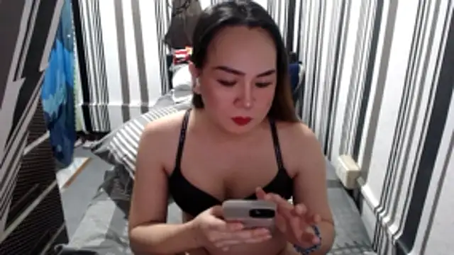 TSjussy online show from October 17, 2025, 7:04 pm