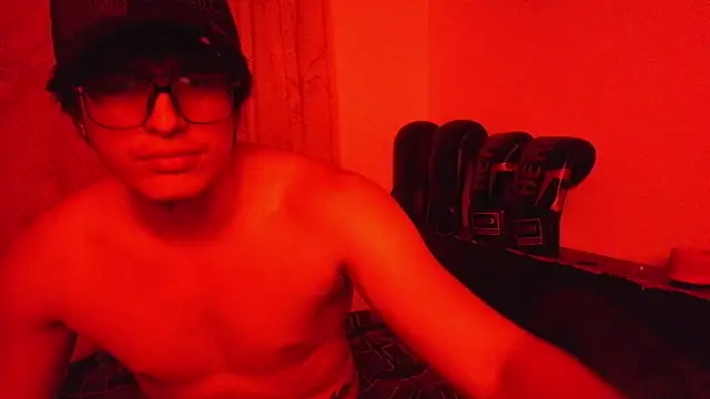 Snapshot of Jhoan_Andrea chatting on November 12, 2025, 6:17 am Jhoan Andrea online show from November 12, 2025, 6:17 am