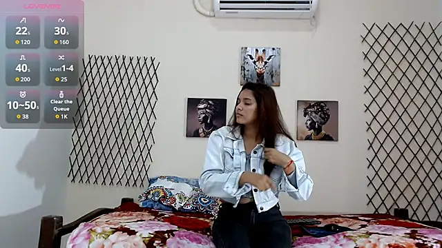 skinnybarbie022 online show from July 26, 2026, 9:21 pm