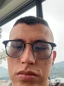 Kurtxxx22 online show from December 20, 2025, 1:03 pm