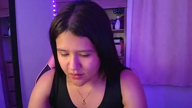 Oliviawatson1 online show from July 13, 2026, 11:53 am