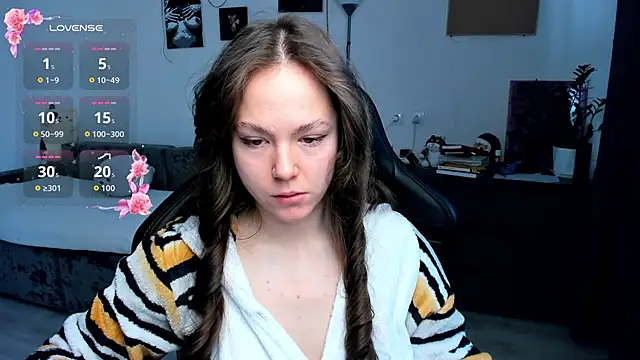 Snapshot of cute_little_ass chatting on February 27, 2026, 7:19 am cute little ass online show from February 27, 2026, 7:19 am