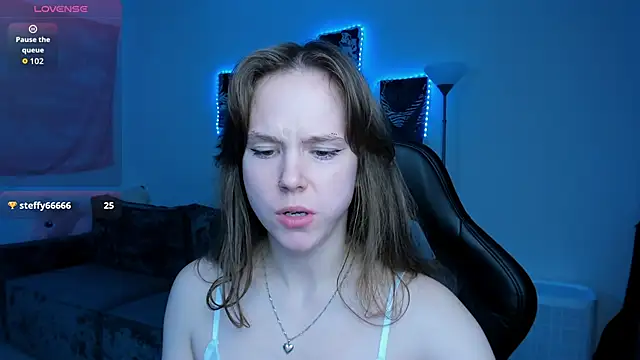 Snapshot of cute_little_ass chatting on September 10, 2025, 7:13 pm cute little ass online show from September 10, 2025, 7:13 pm