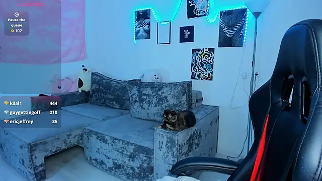 Snapshot of cute_little_ass chatting on September 10, 2025, 12:09 am cute little ass online show from September 10, 2025, 12:09 am