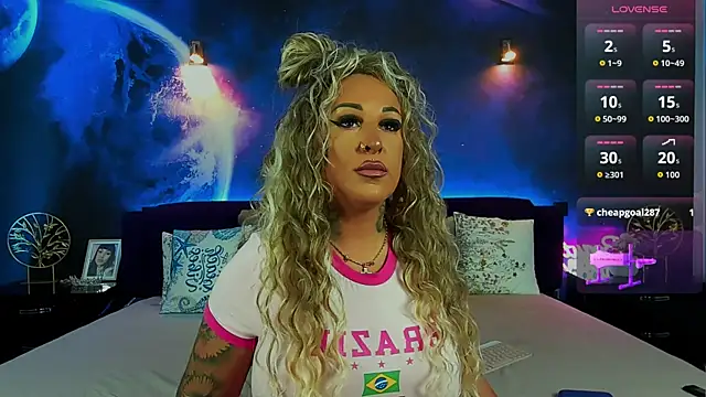 Sierra Quinn online show from July 24, 2026, 11:28 am