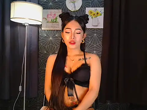 AudreyBlaise online show from November 30, 2025, 2:40 pm