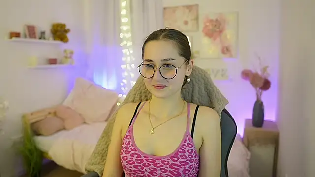 Annita Grey online show from December 21, 2025, 7:26 pm