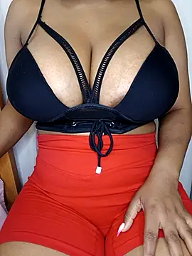 Snapshot of Sweetbxxx24 chatting on September 23, 2025, 4:30 am Sweetbxxx24 online show from September 23, 2025, 4:30 am