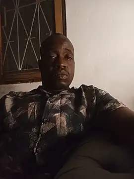 WaiterZim online show from May 20, 2026, 10:51 pm
