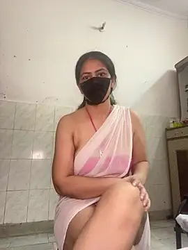 SashaPatel online show from October 13, 2025, 4:03 am