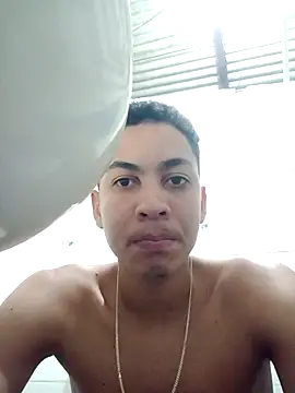 carloseduardo200319 online show from January 17, 2026, 9:40 pm