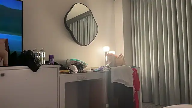 prettyykitty22 online show from June 28, 2026, 3:02 am