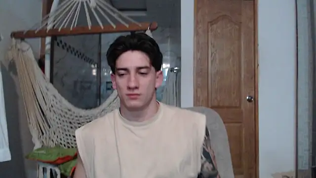 Snapshot of AteneoJr chatting on October 4, 2025, 3:52 am AteneoJr online show from October 4, 2025, 3:52 am