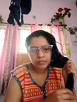 Snapshot of thanusi_2 chatting on September 25, 2025, 6:19 am thanusi 2 online show from September 25, 2025, 6:19 am