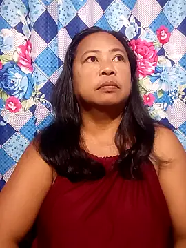 xxsasa online show from April 18, 2026, 9:37 pm