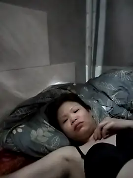 Snapshot of LinhNa999 chatting on February 25, 2026, 3:12 pm LinhNa999 online show from February 25, 2026, 3:12 pm