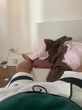 Manu97k online show from March 4, 2026, 12:46 pm