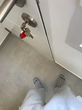 Manu97k online show from March 7, 2026, 9:37 am