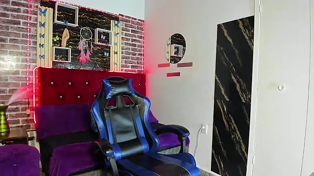 Snapshot of angelitasexxxhot chatting on January 10, 2026, 11:55 pm angelitasexxxhot online show from January 10, 2026, 11:55 pm