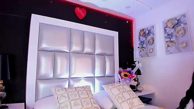 Snapshot of athziry_g chatting on February 21, 2026, 3:36 pm athziry g online show from February 21, 2026, 3:36 pm