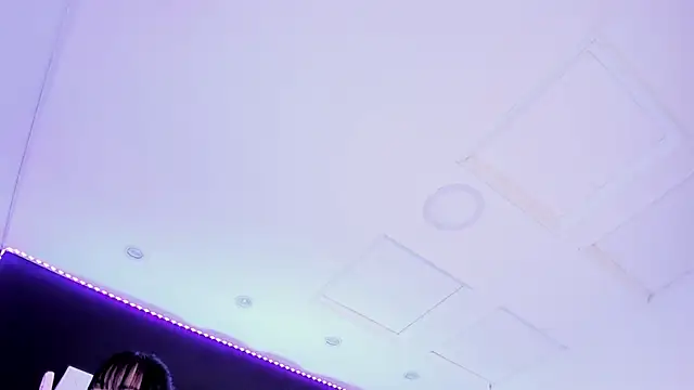 Snapshot of athziry_g chatting on January 9, 2026, 7:37 am athziry g online show from January 9, 2026, 7:37 am