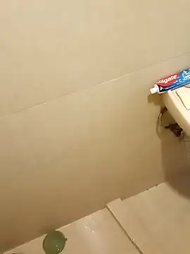 destroassbig2 online show from February 18, 2026, 11:23 pm