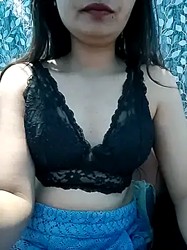 Vaani Actress online show from April 15, 2026, 4:22 pm