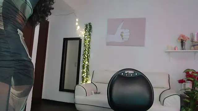 Noapino online show from August 4, 2026, 9:41 pm