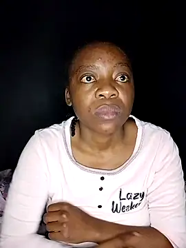 sexyhotchic93 online show from September 28, 2025, 11:55 pm