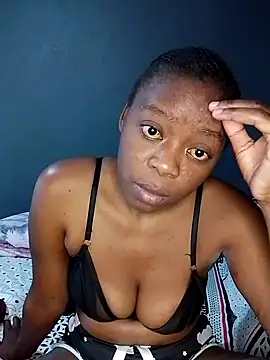 sexyhotchic93 online show from October 2, 2025, 3:48 pm