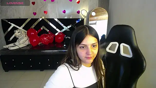 emily cooper t online show from February 14, 2026, 7:47 pm