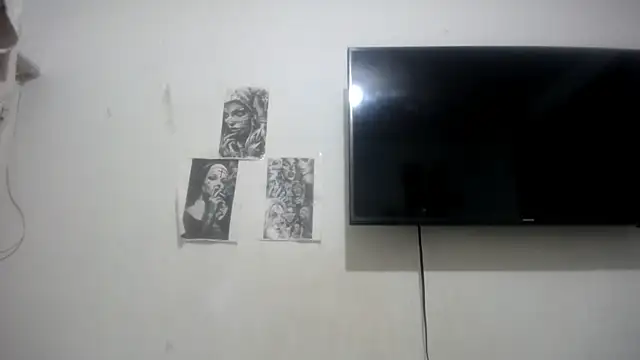 Snapshot of Foxy_Lovex chatting on February 6, 2026, 10:50 pm Foxy Lovex online show from February 6, 2026, 10:50 pm