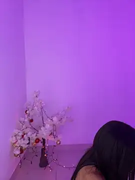 luxurykatty online show from July 17, 2026, 9:34 pm