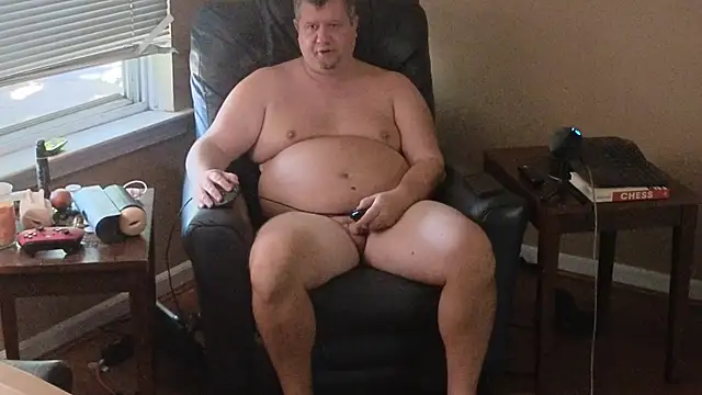 Snapshot of Single_White_Male chatting on September 29, 2025, 8:36 pm Single White Male online show from September 29, 2025, 8:36 pm